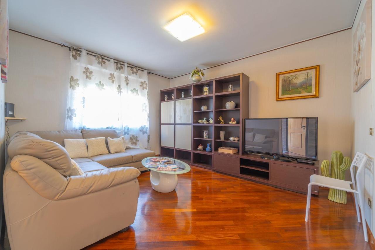 Hotel Domo Nora à Olbia Extérieur photo