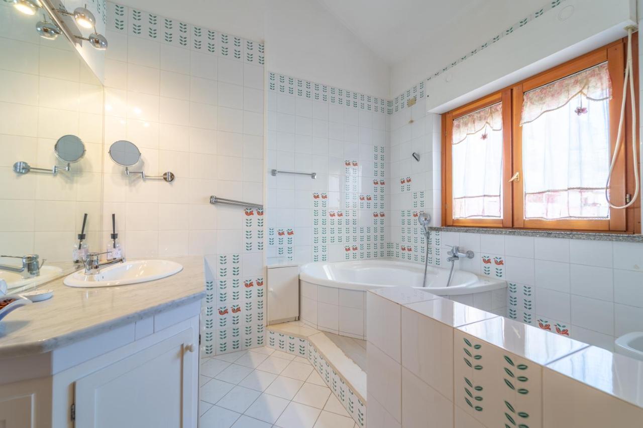 Hotel Domo Nora à Olbia Extérieur photo
