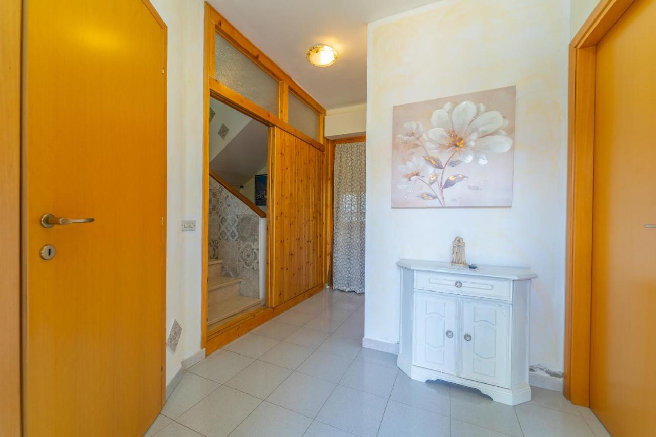 Hotel Domo Nora à Olbia Extérieur photo